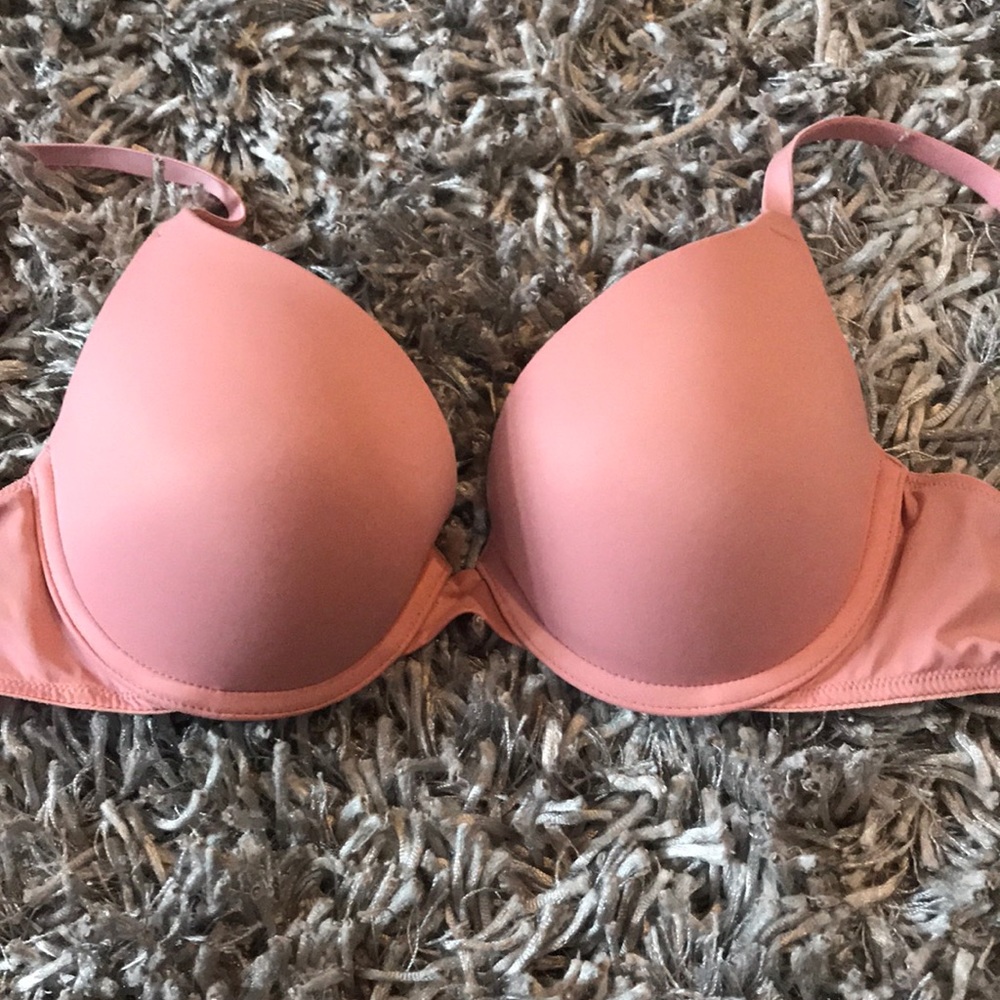 Light pink bra